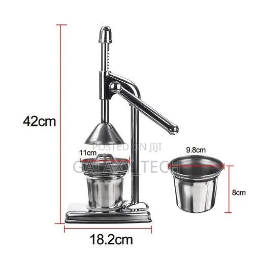 Manual Commercial Citrus Juicer / Hand Press Lemon Squeezer - thumbnail 4