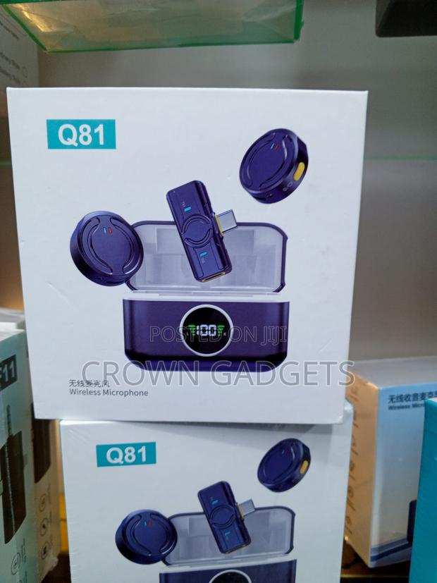 Q81 Wireless Lavalier Mic With Digital Charging Case - thumbnail 3