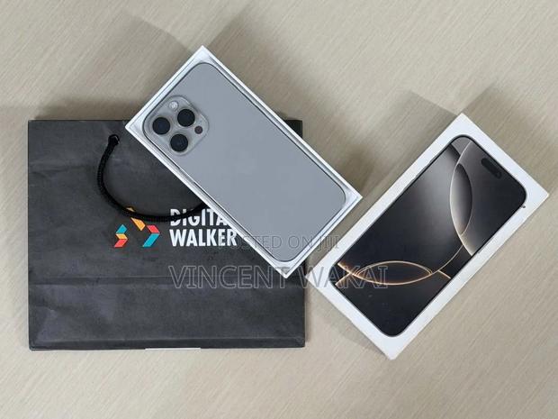 Apple iPhone 16 Pro Max 512 GB - thumbnail 3