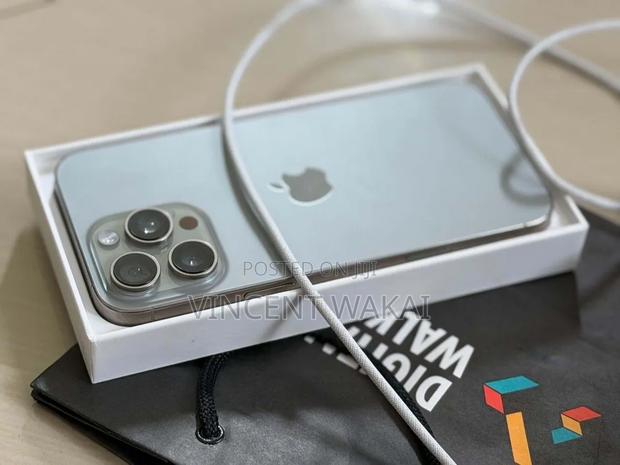 Apple iPhone 16 Pro Max 512 GB - thumbnail 5