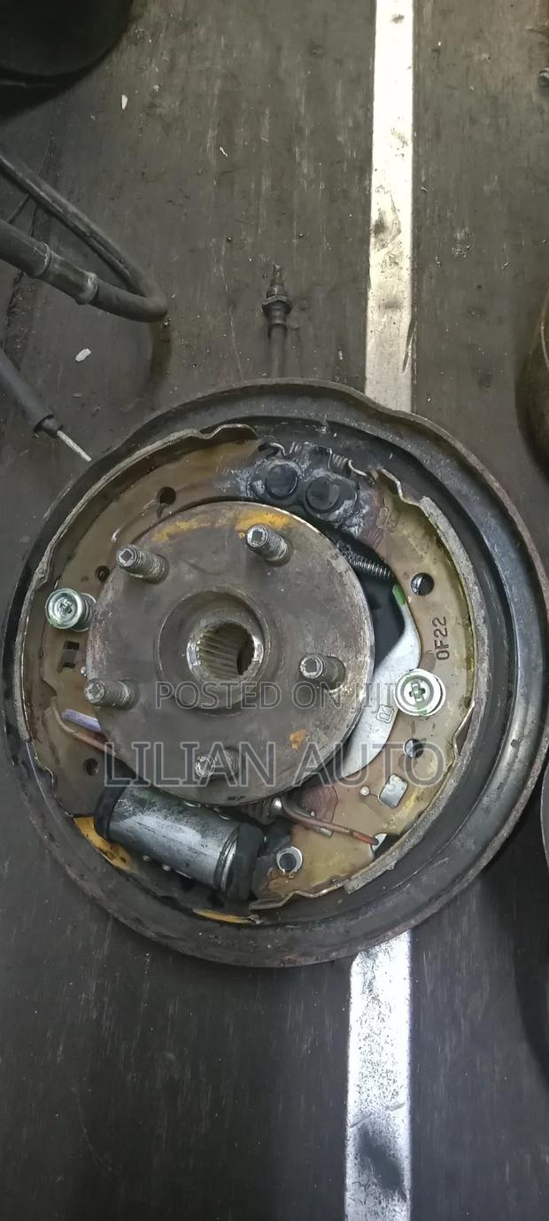 Toyota Wish Backplate With Linings - main view