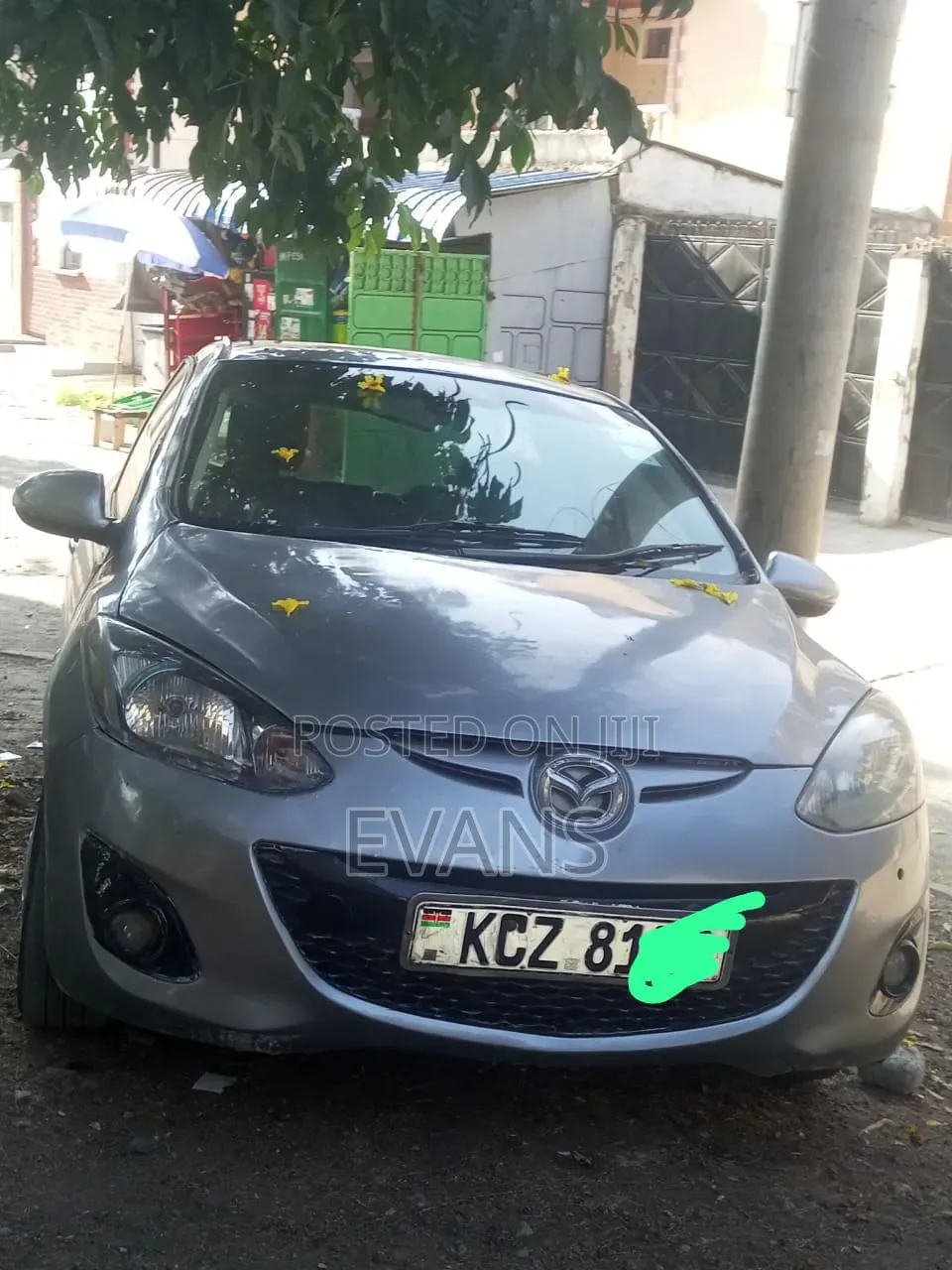 Mazda Demio 2013 Silver