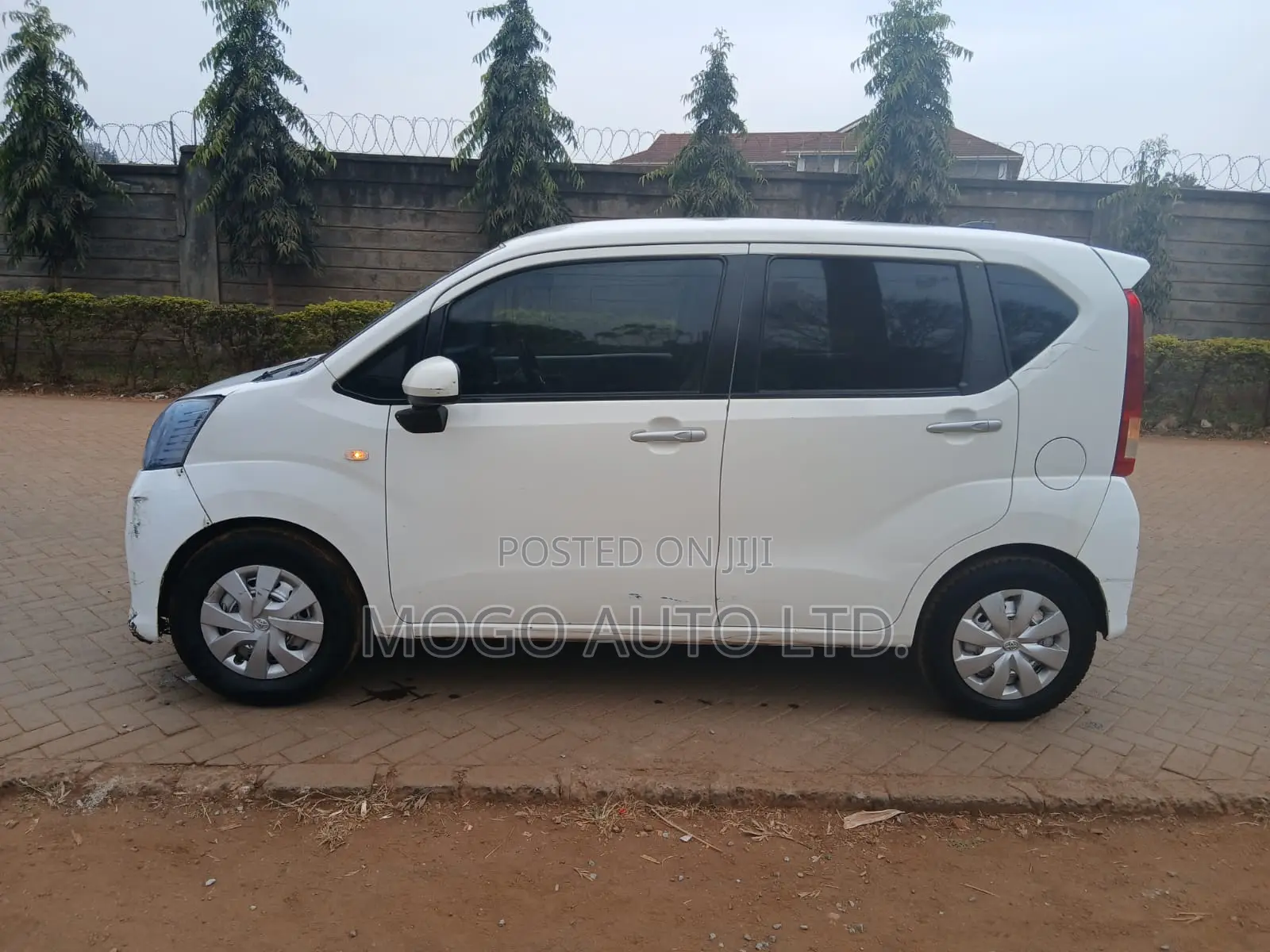 Daihatsu Move 2015 White