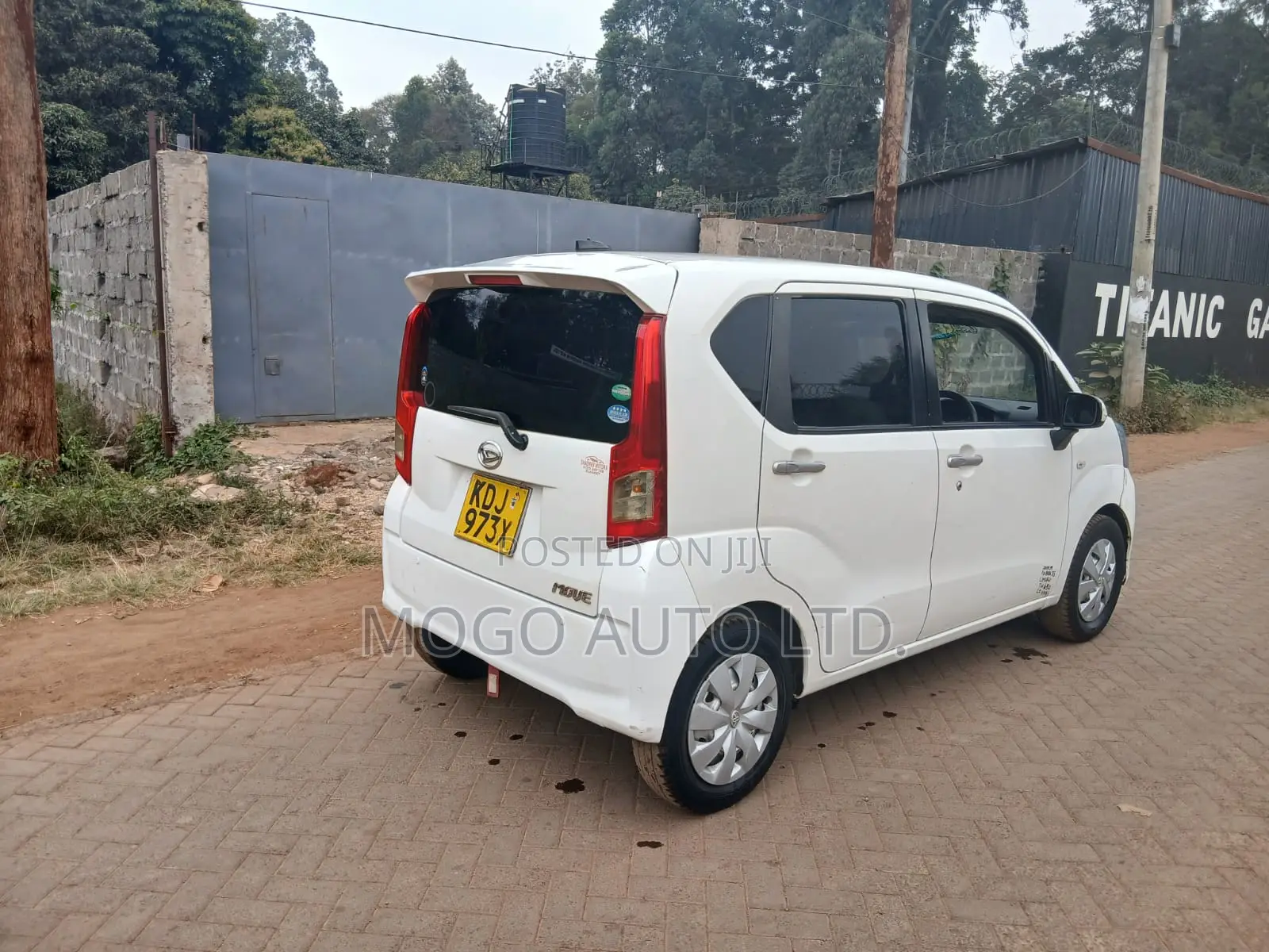 Daihatsu Move 2015 White