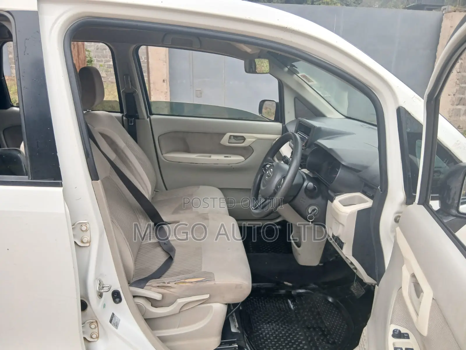 Daihatsu Move 2015 White