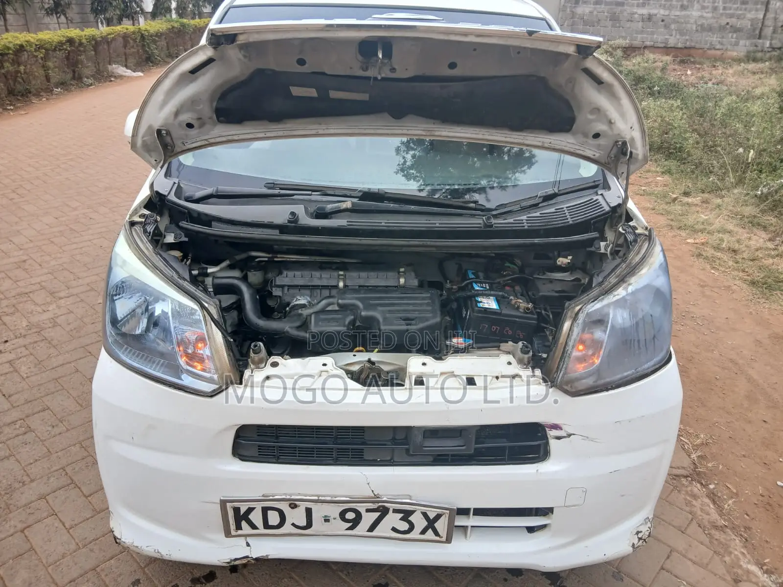 Daihatsu Move 2015 White