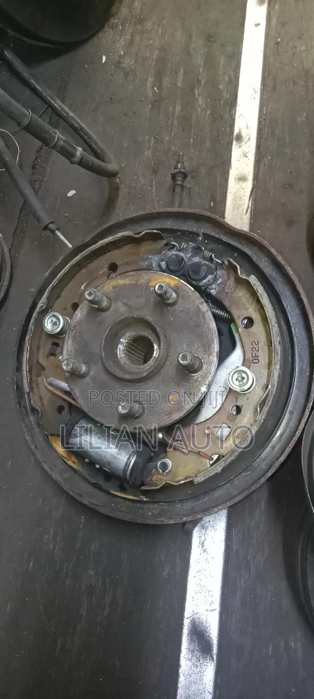 Toyota Wish Backplate With Linings - thumbnail 2