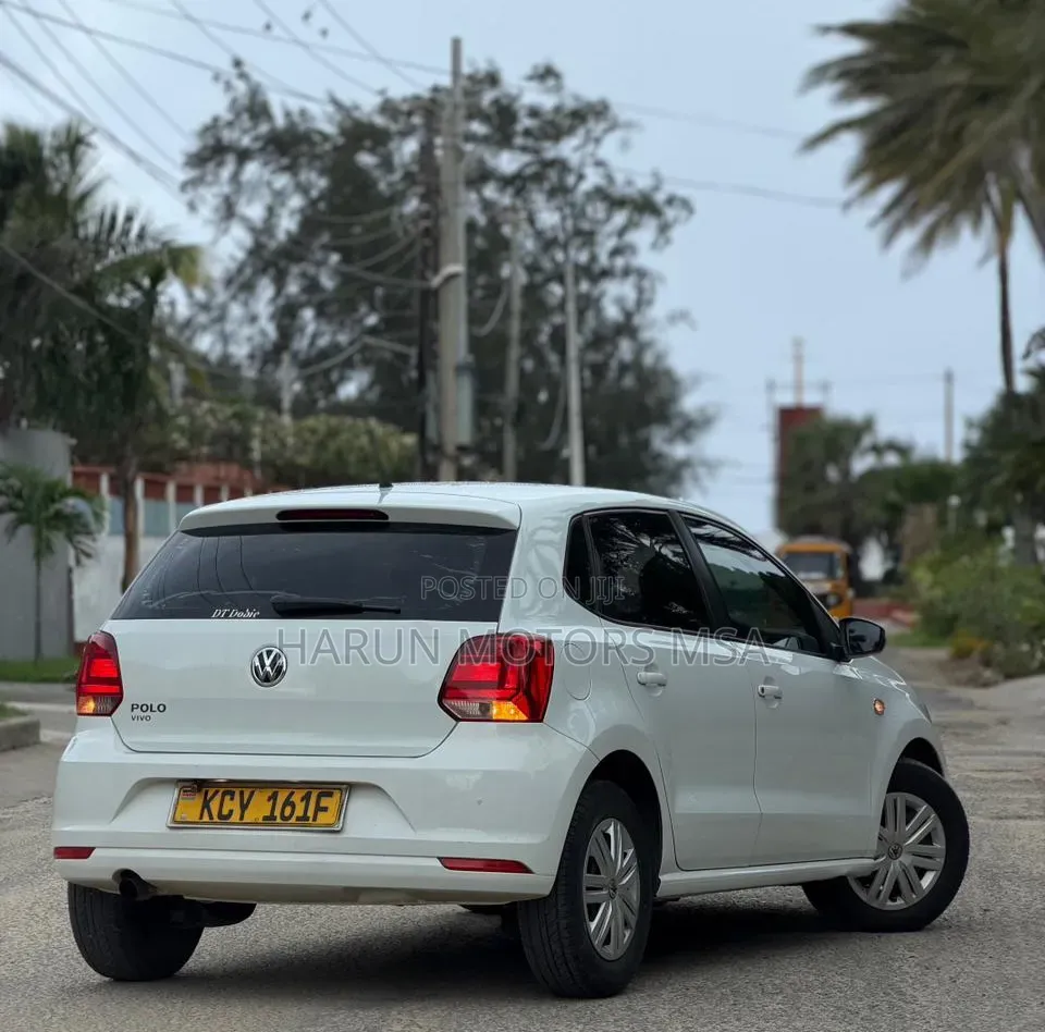 Volkswagen Polo 2019 White