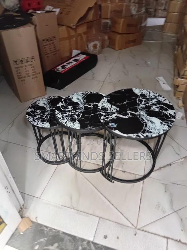 Top Glass Coffe Table - main view