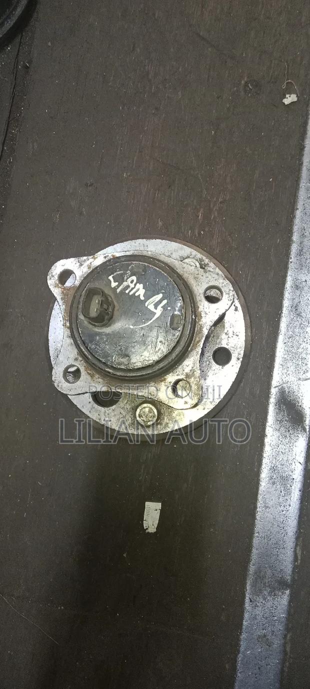 Toyota Camry Rear Wheel Hub
