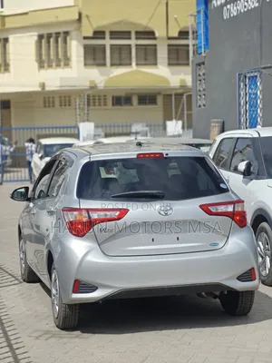 Toyota Vitz 2019 Silver