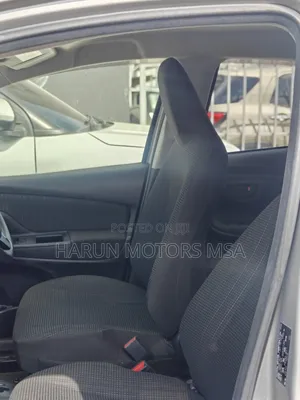 Toyota Vitz 2019 Silver