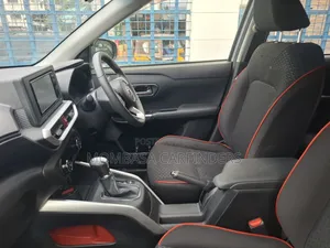 Toyota Raize 2019 Silver