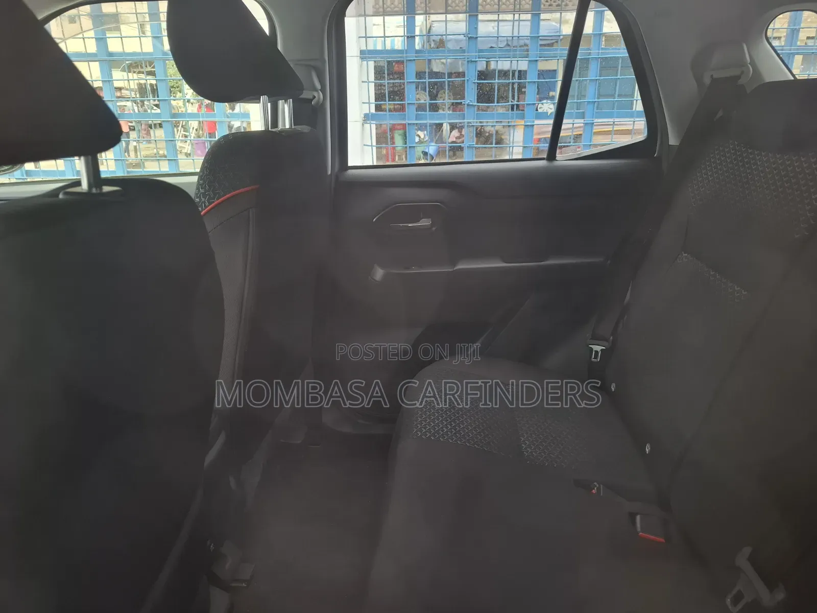 Toyota Raize 2019 Silver