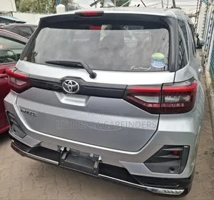 Toyota Raize 2019 Silver