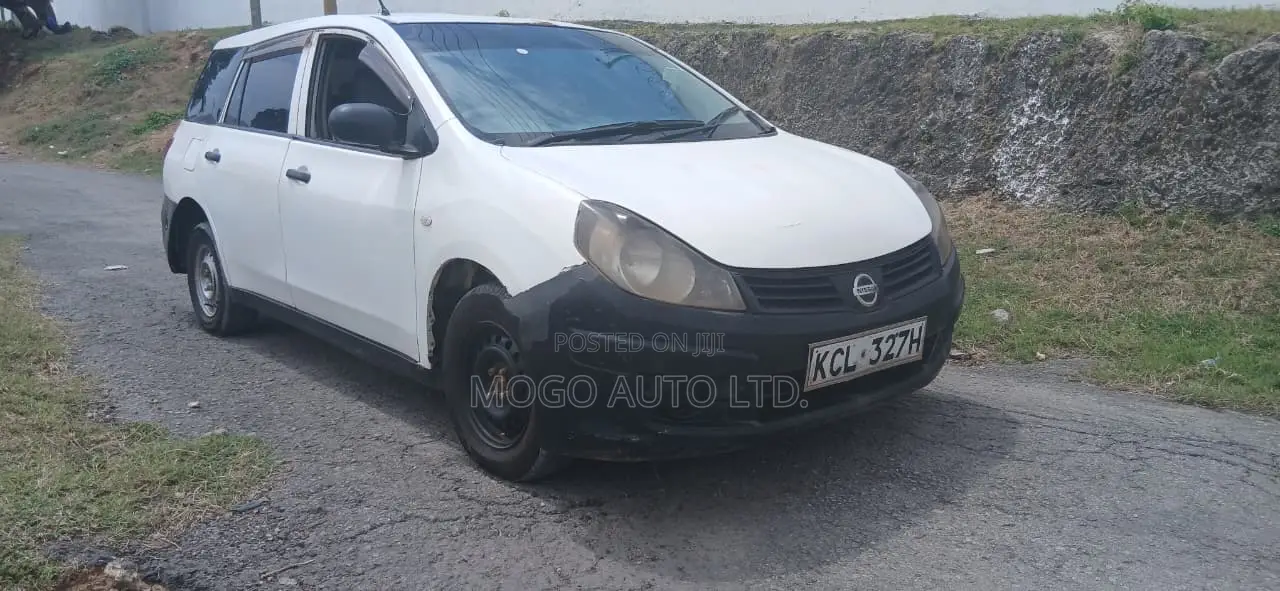 Nissan Advan 2010 White