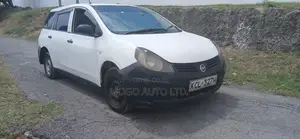 Nissan Advan 2010 White