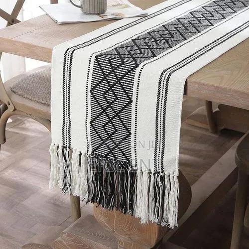 Jacquard Table Runner *