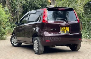 Nissan Note 1.4 2011 Maroon