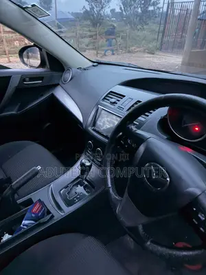 Mazda Axela 2013 Red