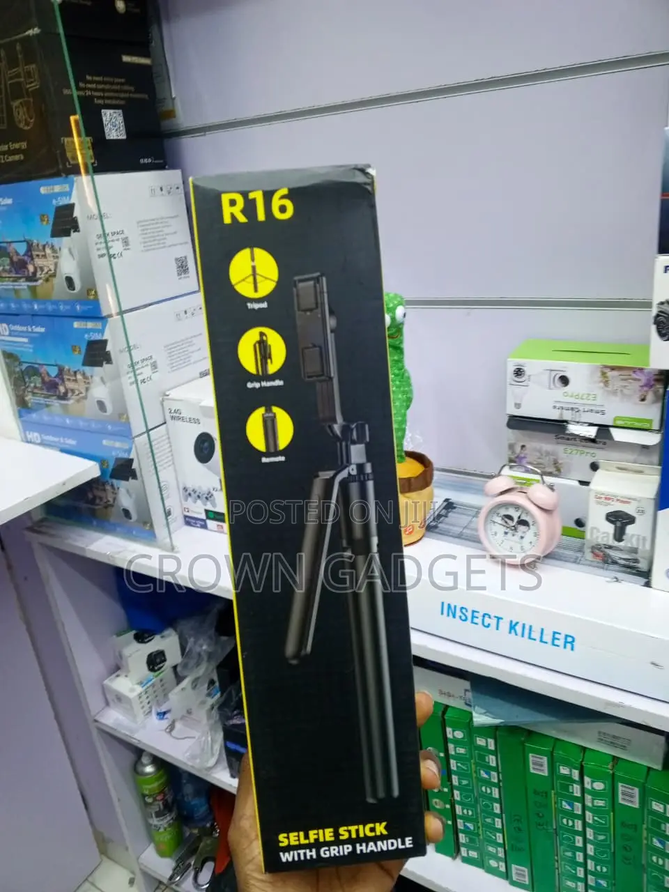 R16 Extendable Selfie Stick With Tripod Bluetooth Remote