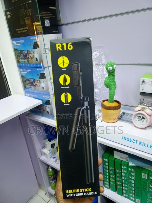 Portable R16 Selfie Stick Tripod for iPhone Android - main view