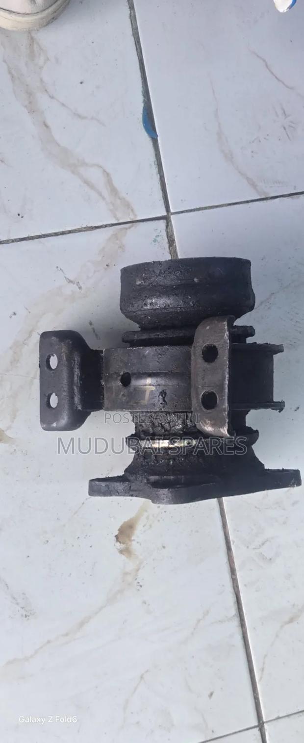 Isuzu Frr33and FSR Centre Rubber