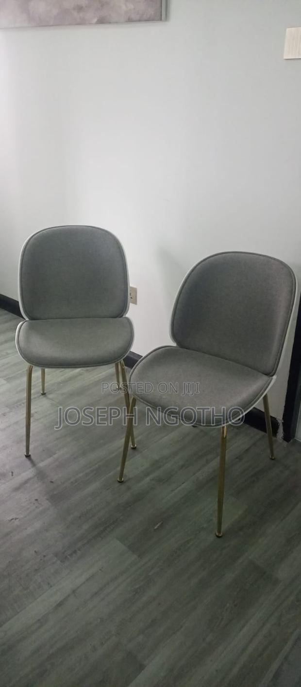 Reception Desk + 2 Chairs. - thumbnail 5
