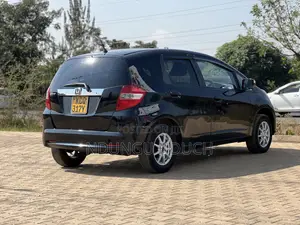 Honda Fit 2011 Silver