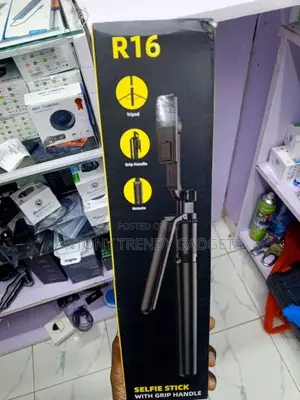 R16 Portable Phone Tripod With Wireless Remote Shutter