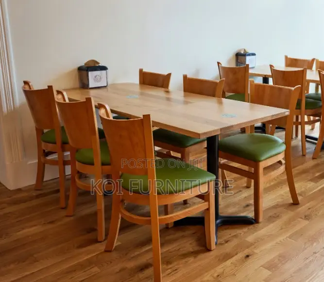 Dining Set; Six Seaters Dining Set With Mahogany Finish