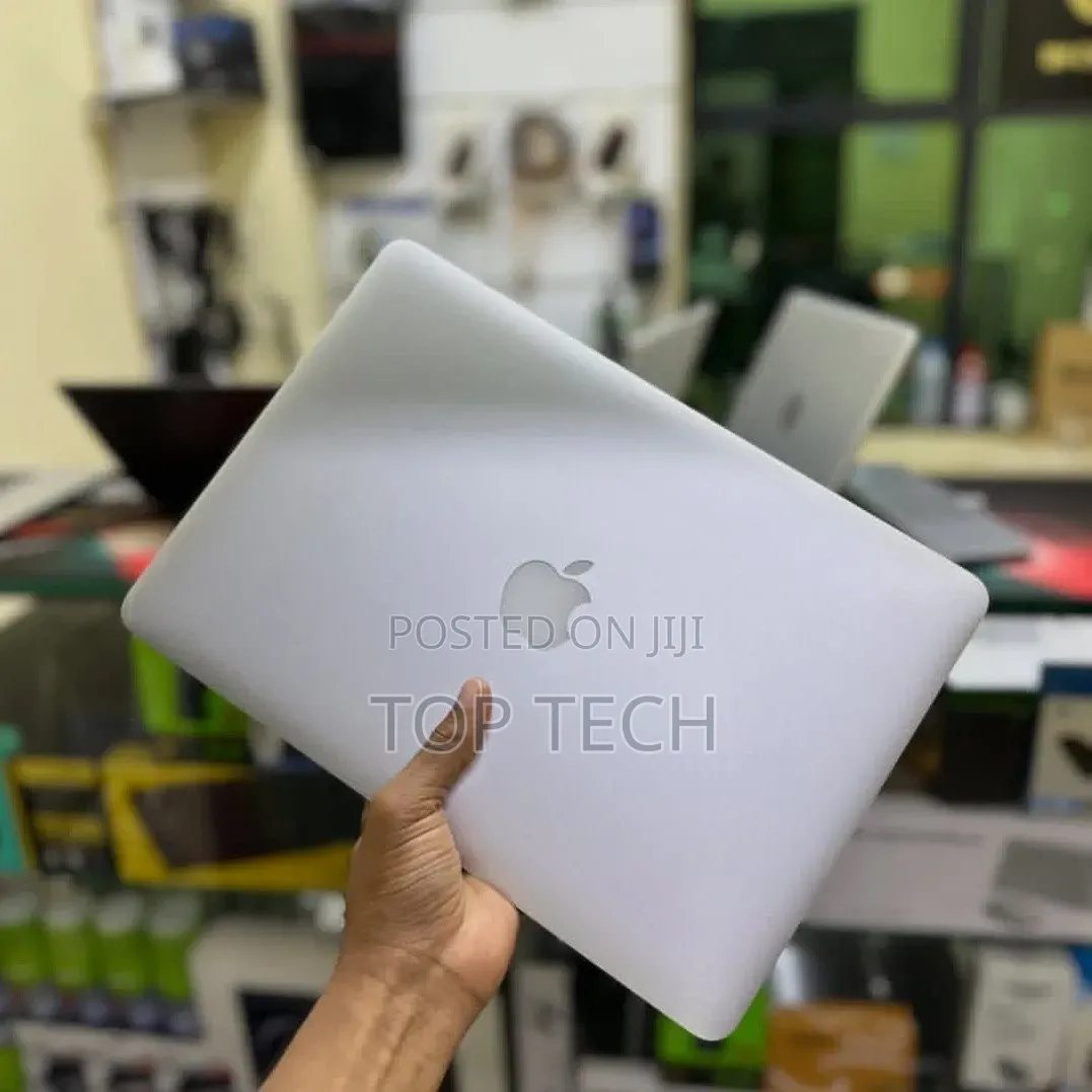 Laptop Apple MacBook Air 2017 8GB Intel Core i5 HDD 128GB