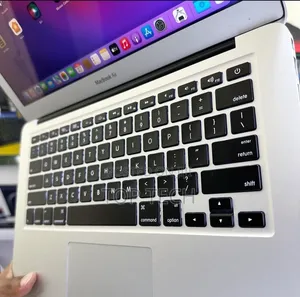 Laptop Apple MacBook Air 2017 8GB Intel Core i5 HDD 128GB