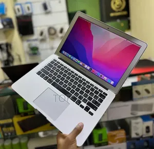 Laptop Apple MacBook Air 2017 8GB Intel Core i5 HDD 128GB