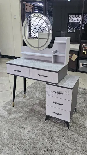 Vanity Drrssing Table