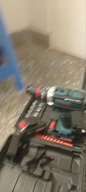 Bosch Cordless Drill Set