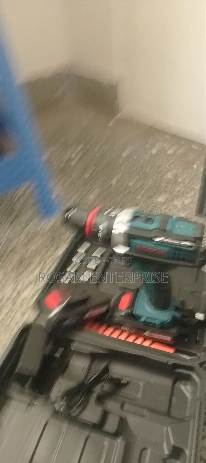Bosch Cordless Drill Set