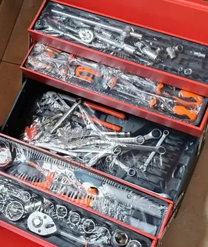 Multi-Drawer Tool Chest