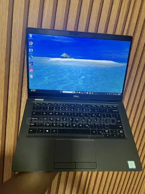 Laptop Dell Latitude 5300 16GB Intel Core i5 SSD 256GB