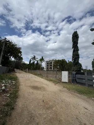 Prime One Acre Plot Mamba Area Nyali