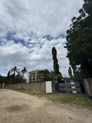Prime One Acre Plot Mamba Area Nyali