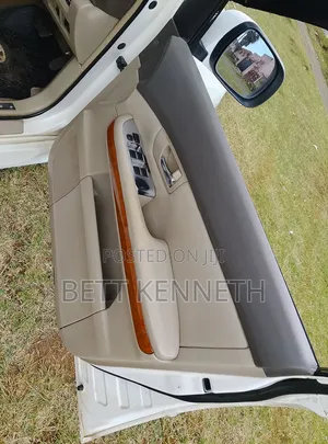 Toyota Harrier 2008 White