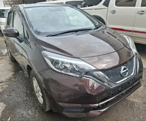Nissan Note 2019 Maroon