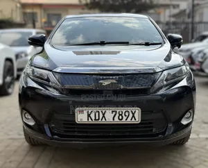 Toyota Harrier 2.5 Hybrid 4WD 2014 Black
