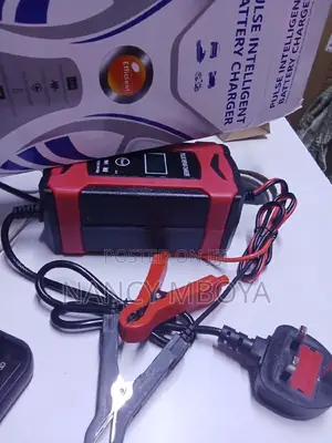12V6A Universal Electricbatterycharger,pulse Repair for Car, Motors