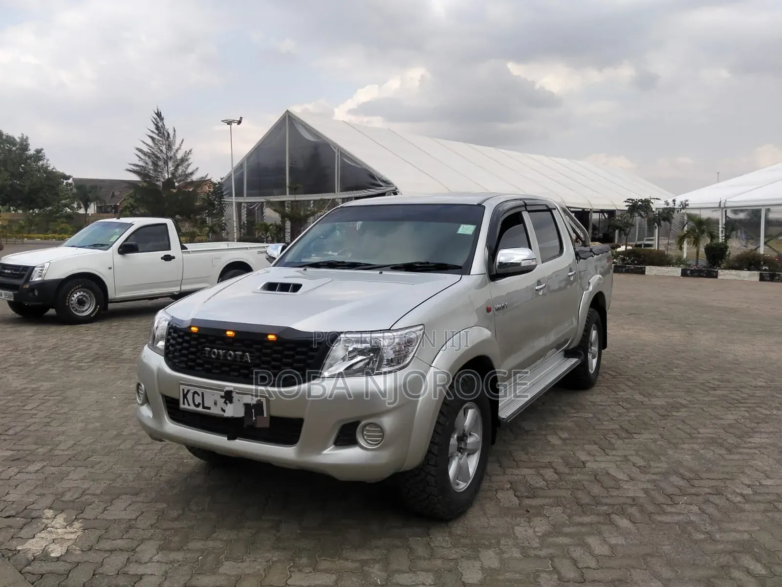 Toyota Hilux 2011 Silver