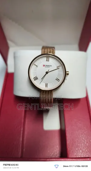 Curren 9020L Luxury Women's Watch