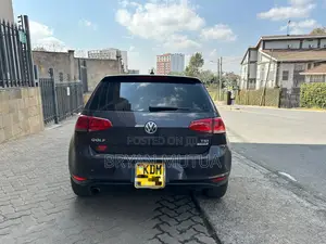 Volkswagen Golf 2015 Blue