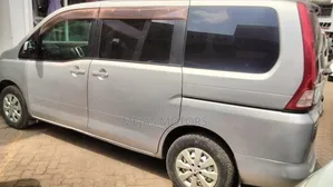 Nissan Serena 2008 Silver