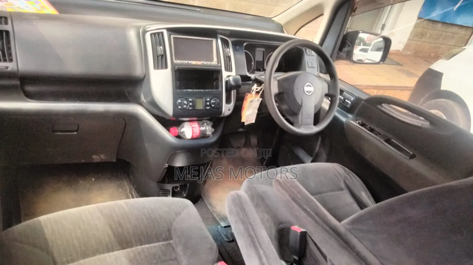 Nissan Serena 2008 Silver